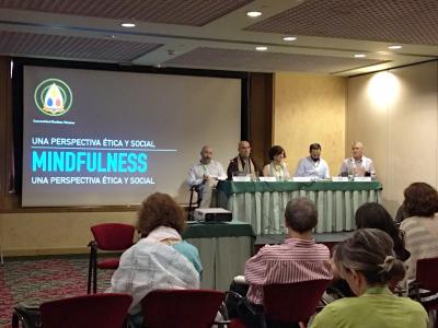 midnfulness ética y social